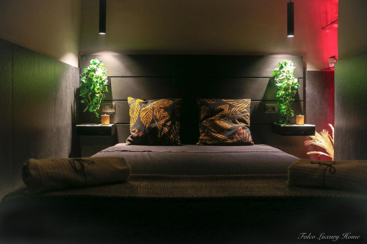 Falco Luxury Home نابولي المظهر الخارجي الصورة