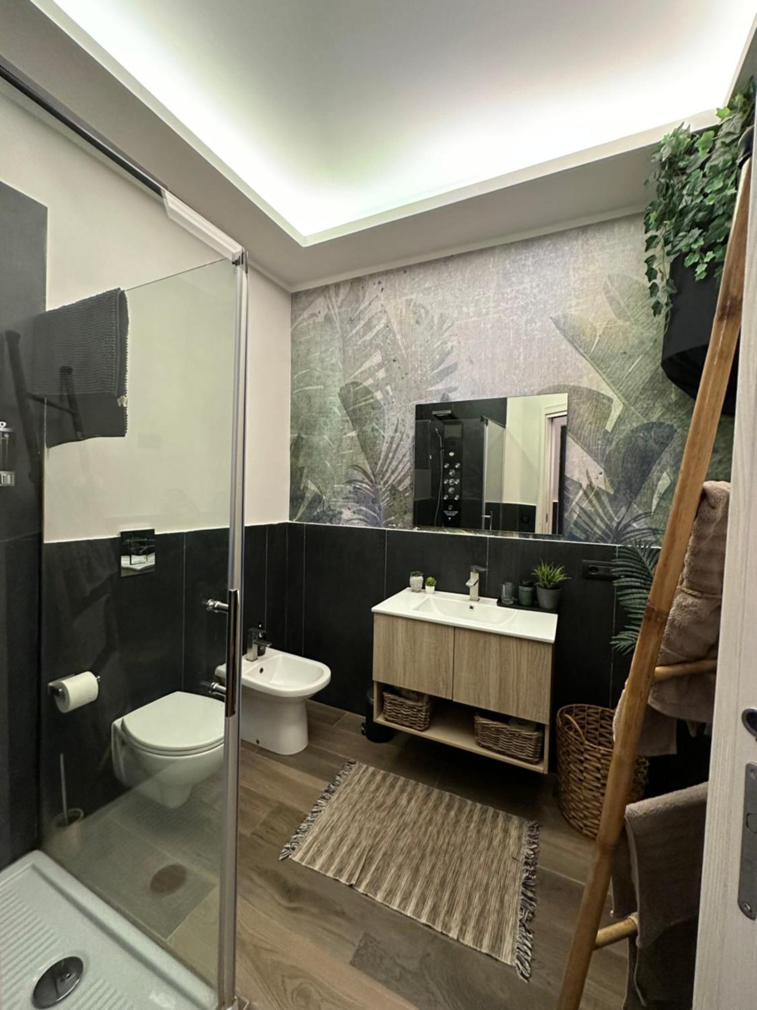 Falco Luxury Home نابولي المظهر الخارجي الصورة
